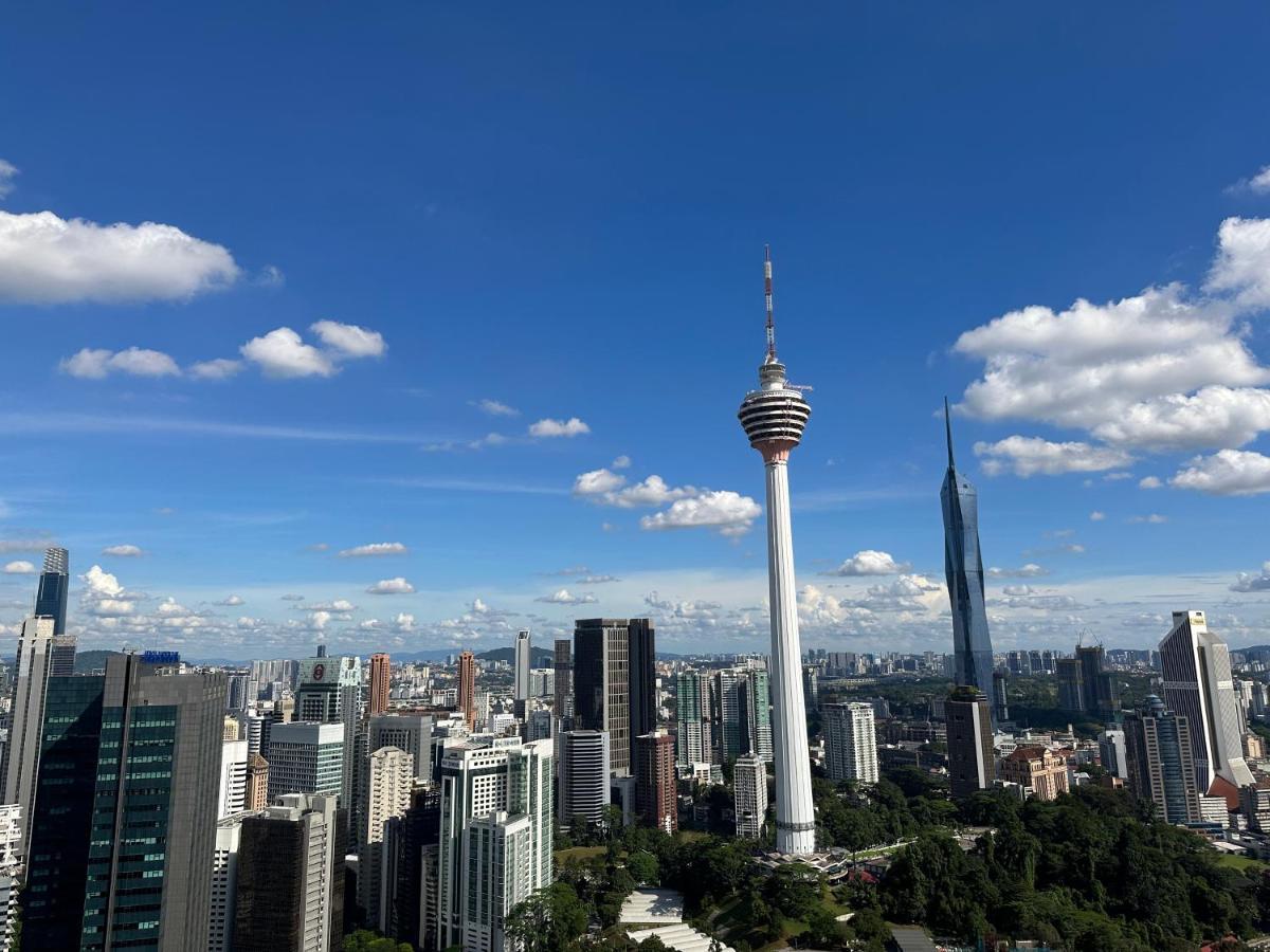 The Platinum Klcc By Moonlight Kuala Lumpur Exterior foto